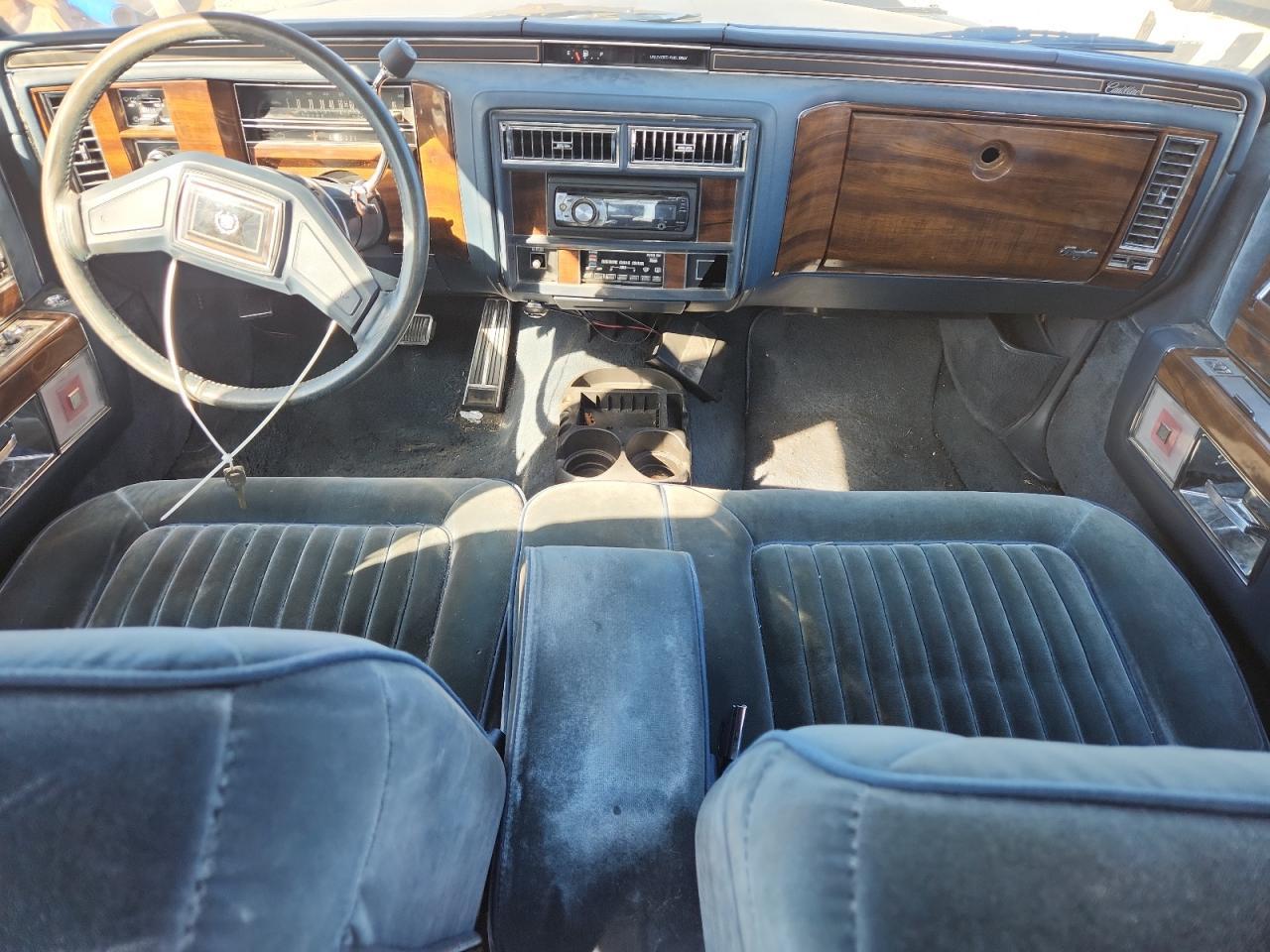 1989 CADILLAC Brougham
