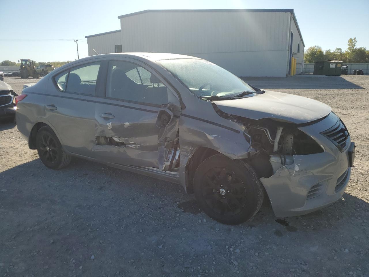 2014 NISSAN VERSA