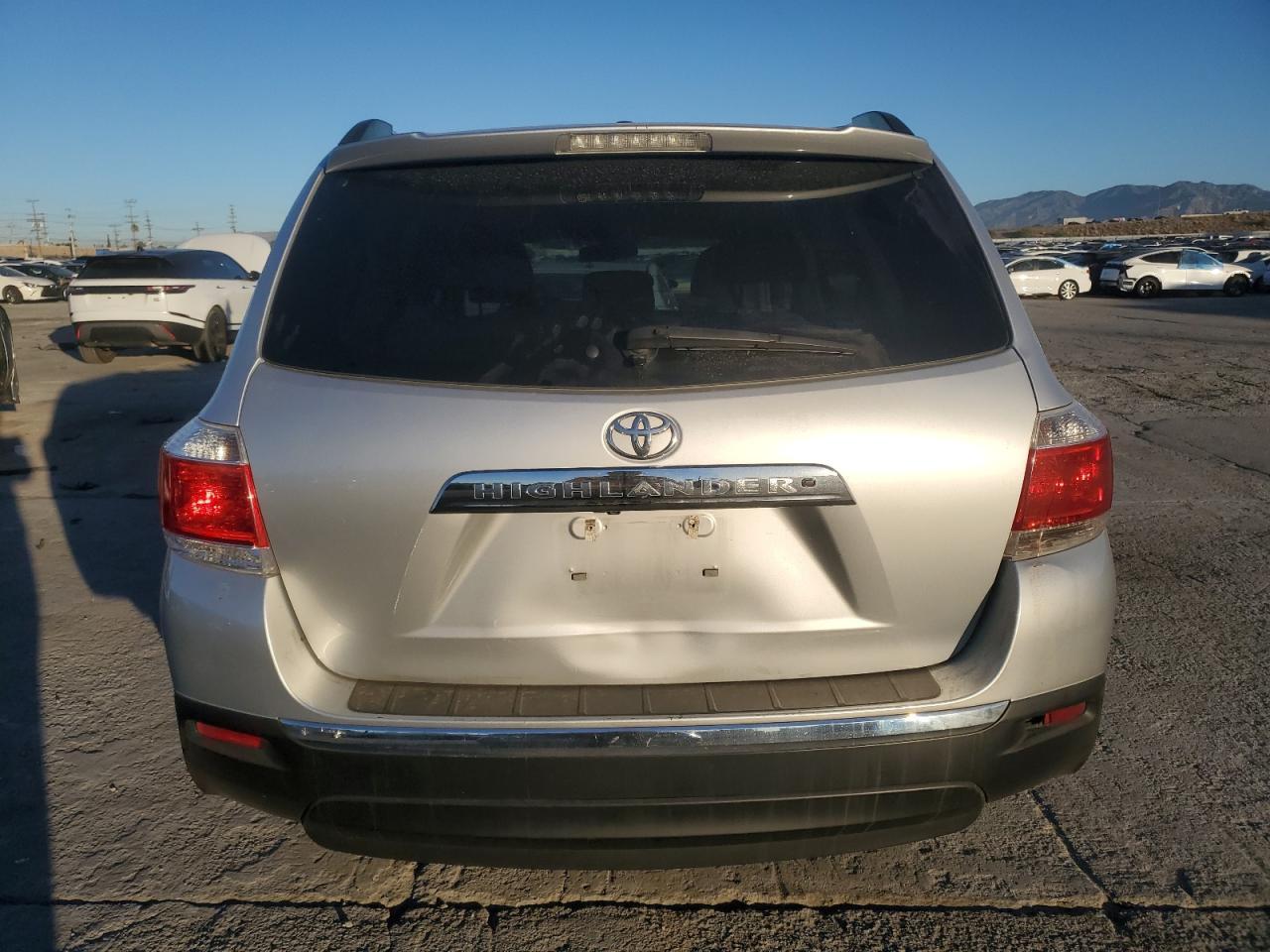 2013 TOYOTA HIGHLANDER