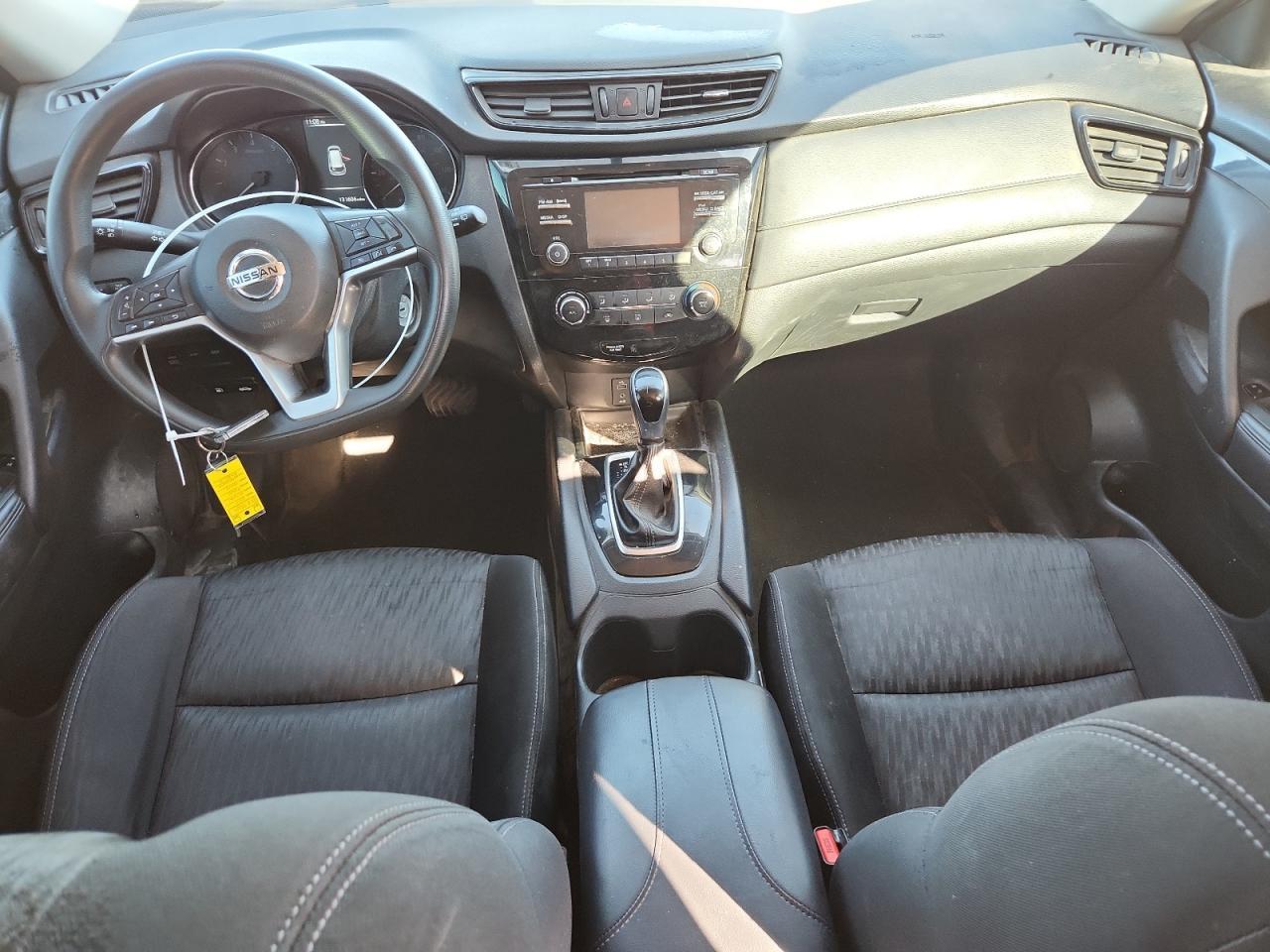 2017 NISSAN ROGUE