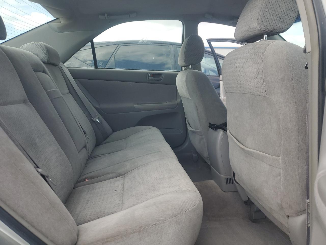 2002 TOYOTA CAMRY