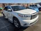2016 TOYOTA HIGHLANDER