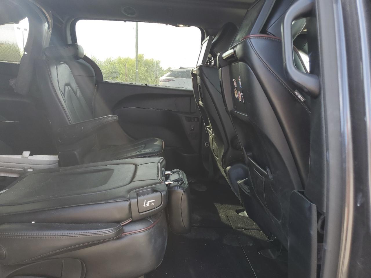 2019 CHRYSLER Pacifica