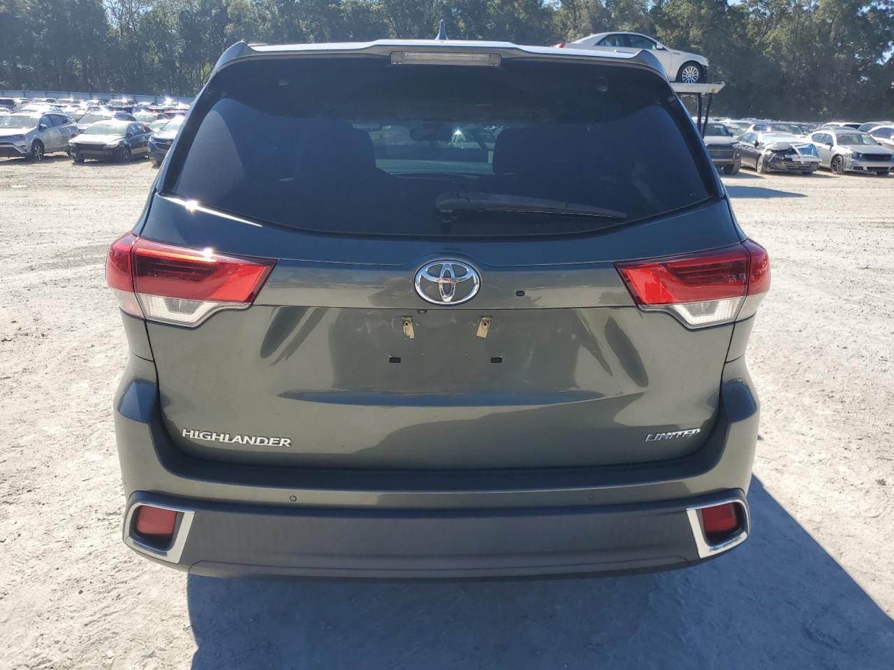 2018 TOYOTA HIGHLANDER