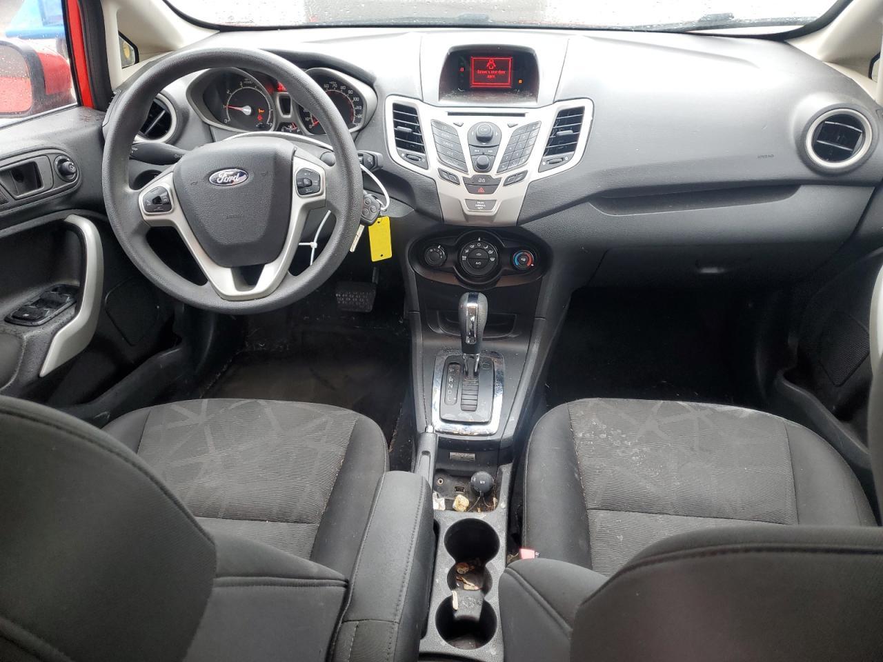 2013 FORD Fiesta