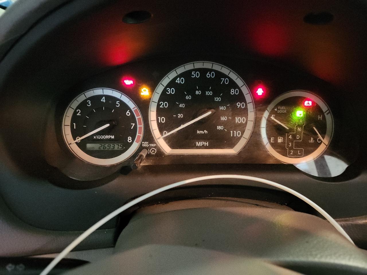 2004 TOYOTA SIENNA