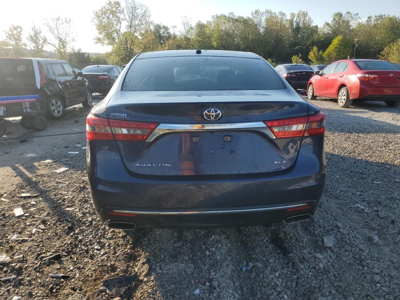 2018 TOYOTA Avalon