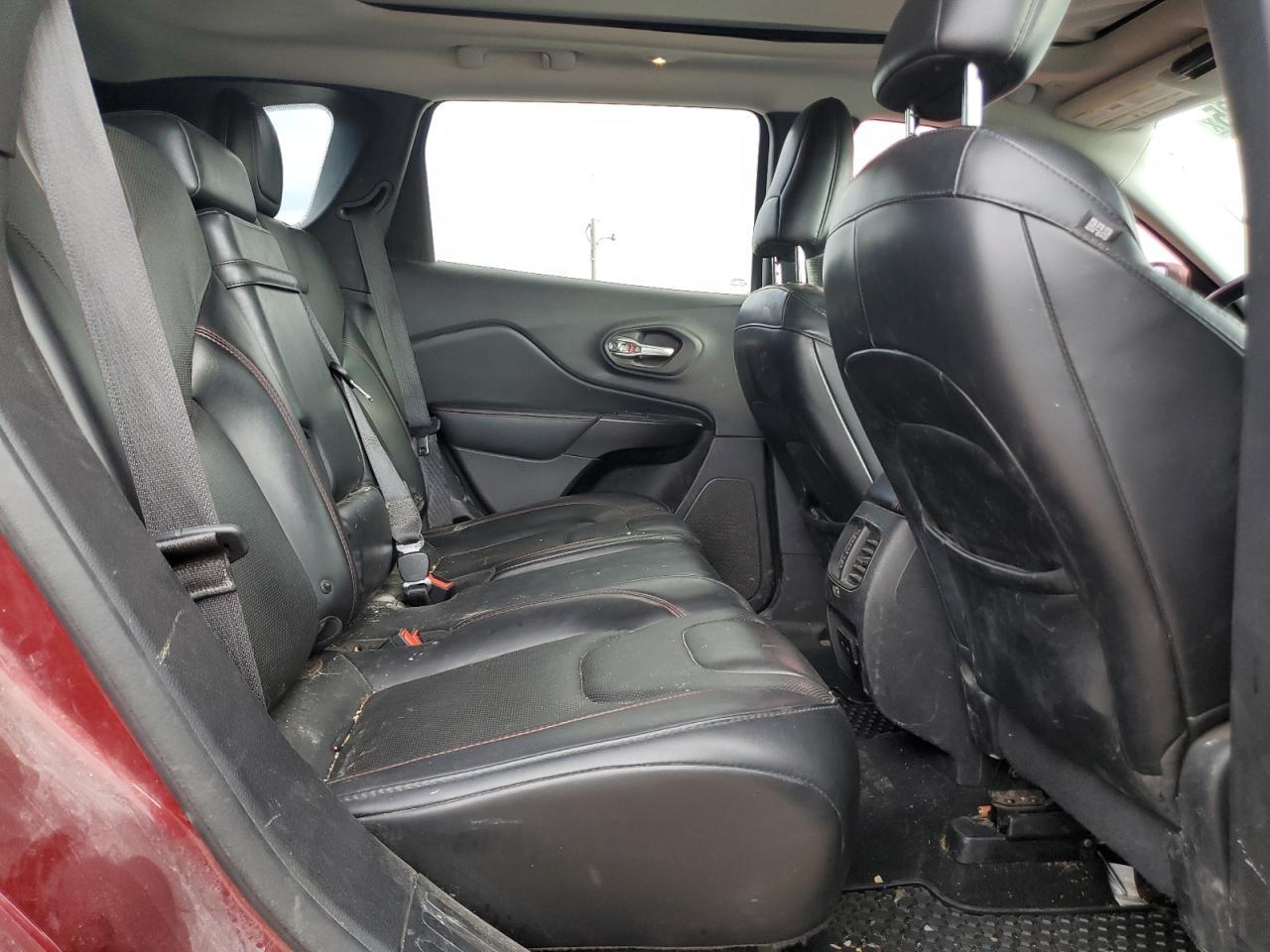 2019 JEEP CHEROKEE