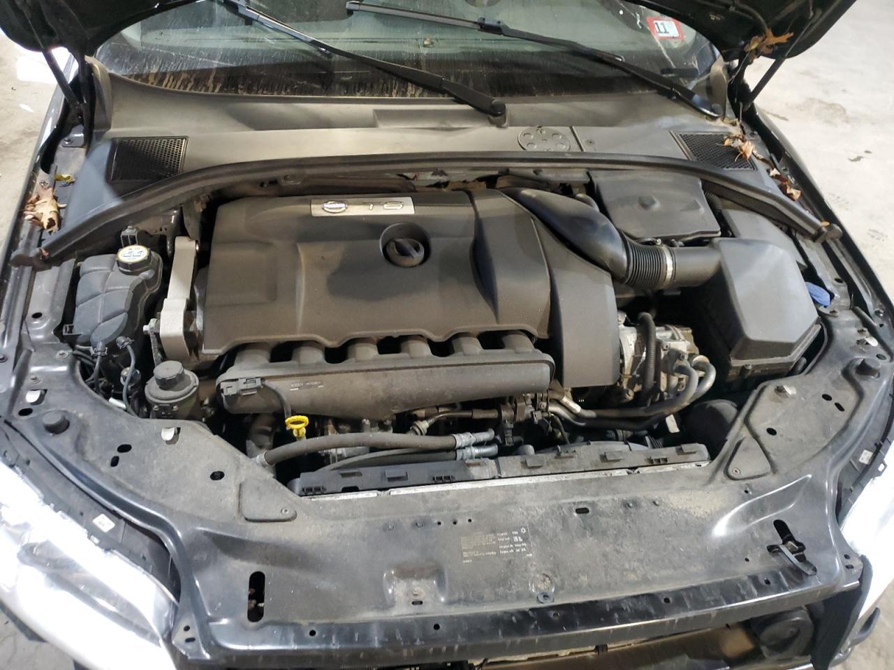 2015 VOLVO S80