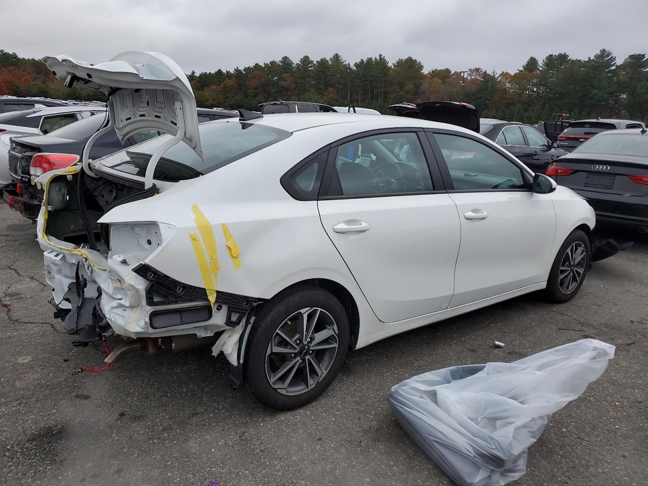 2023 KIA FORTE