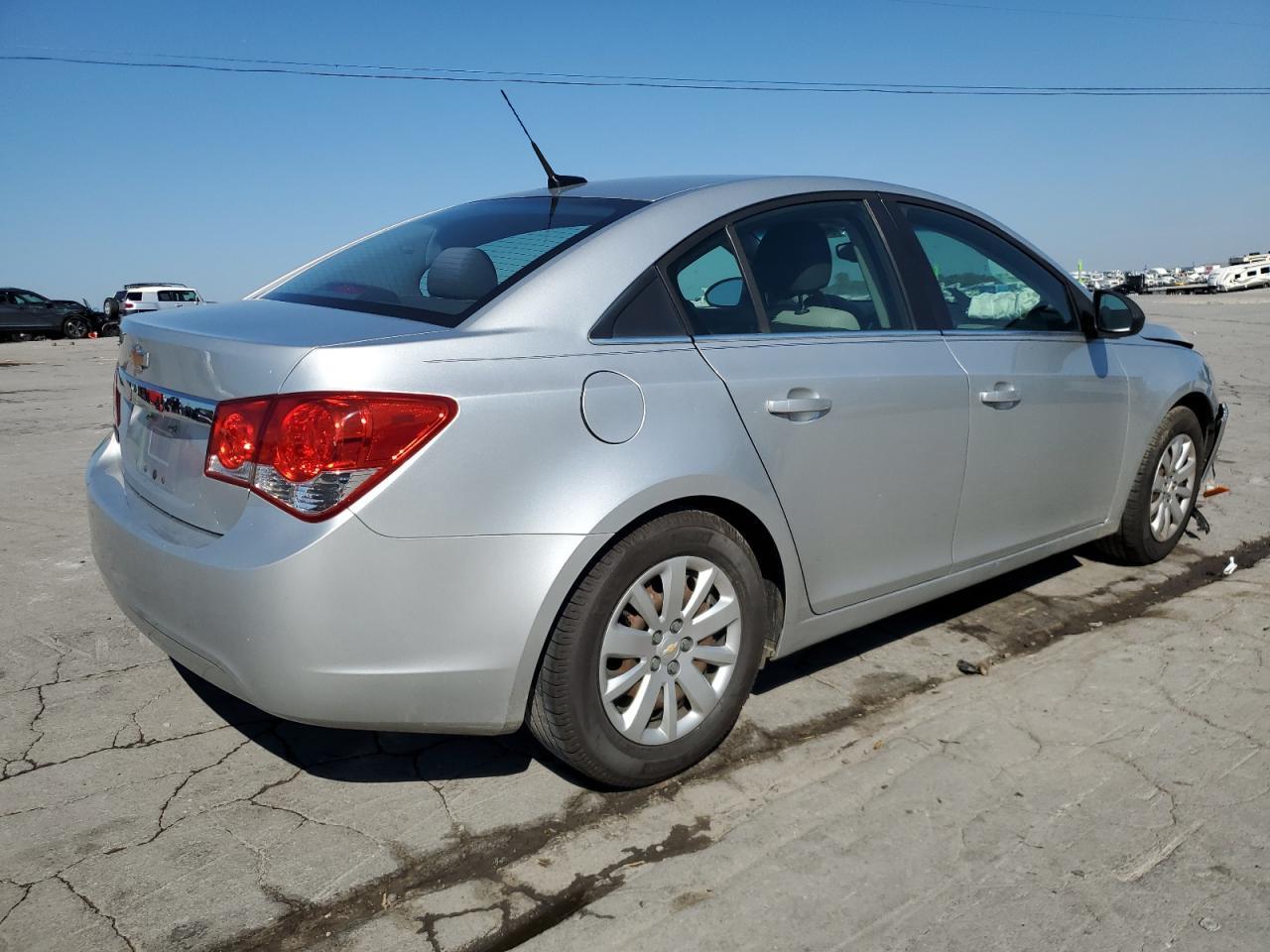 2011 CHEVROLET CRUZE
