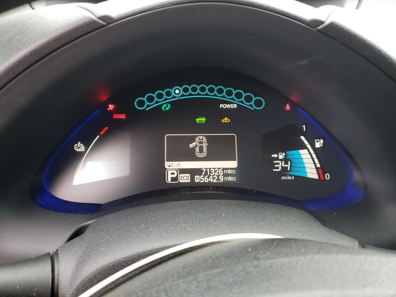 2016 NISSAN LEAF