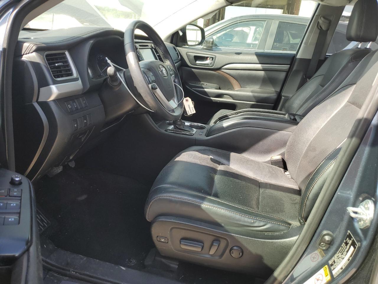 2018 TOYOTA HIGHLANDER