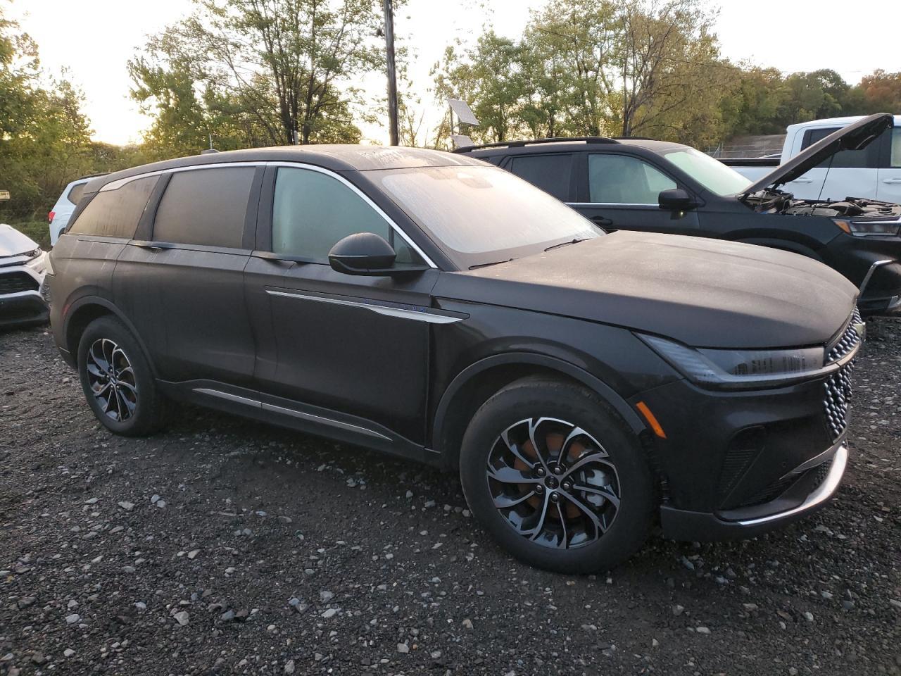 2025 LINCOLN Nautilus