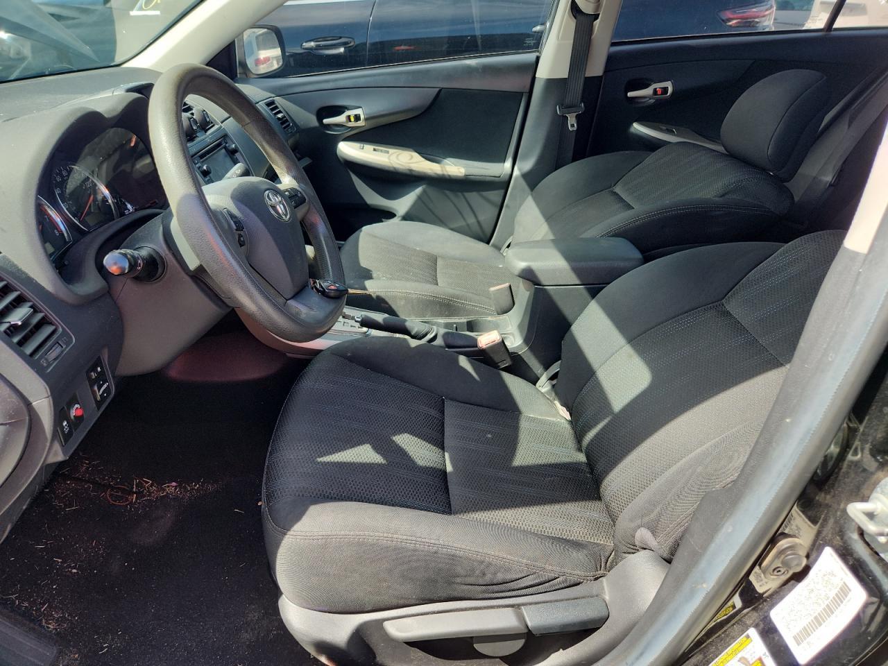 2013 TOYOTA COROLLA