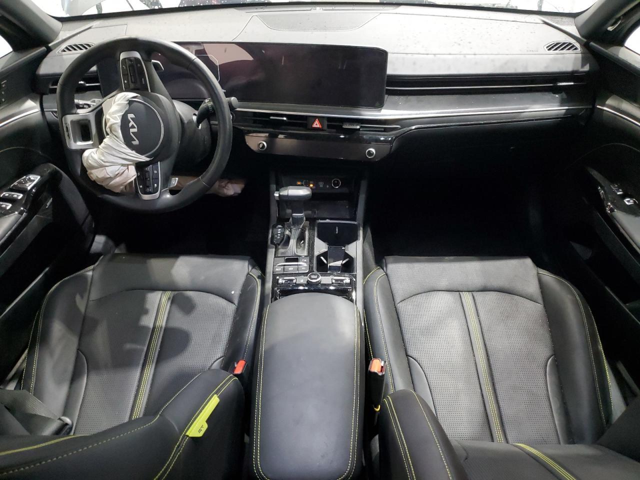 2025 KIA K5