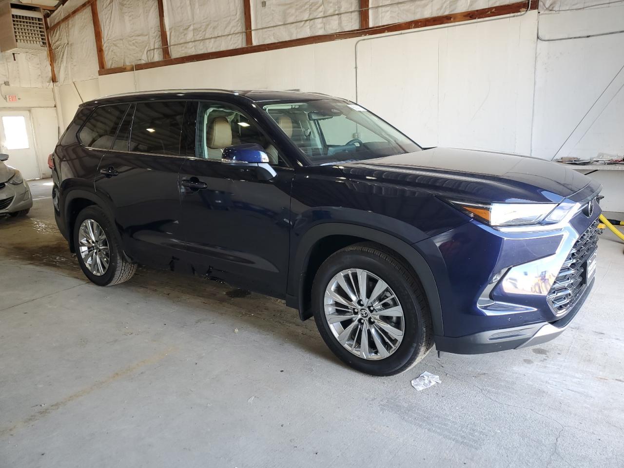 2025 TOYOTA HIGHLANDER