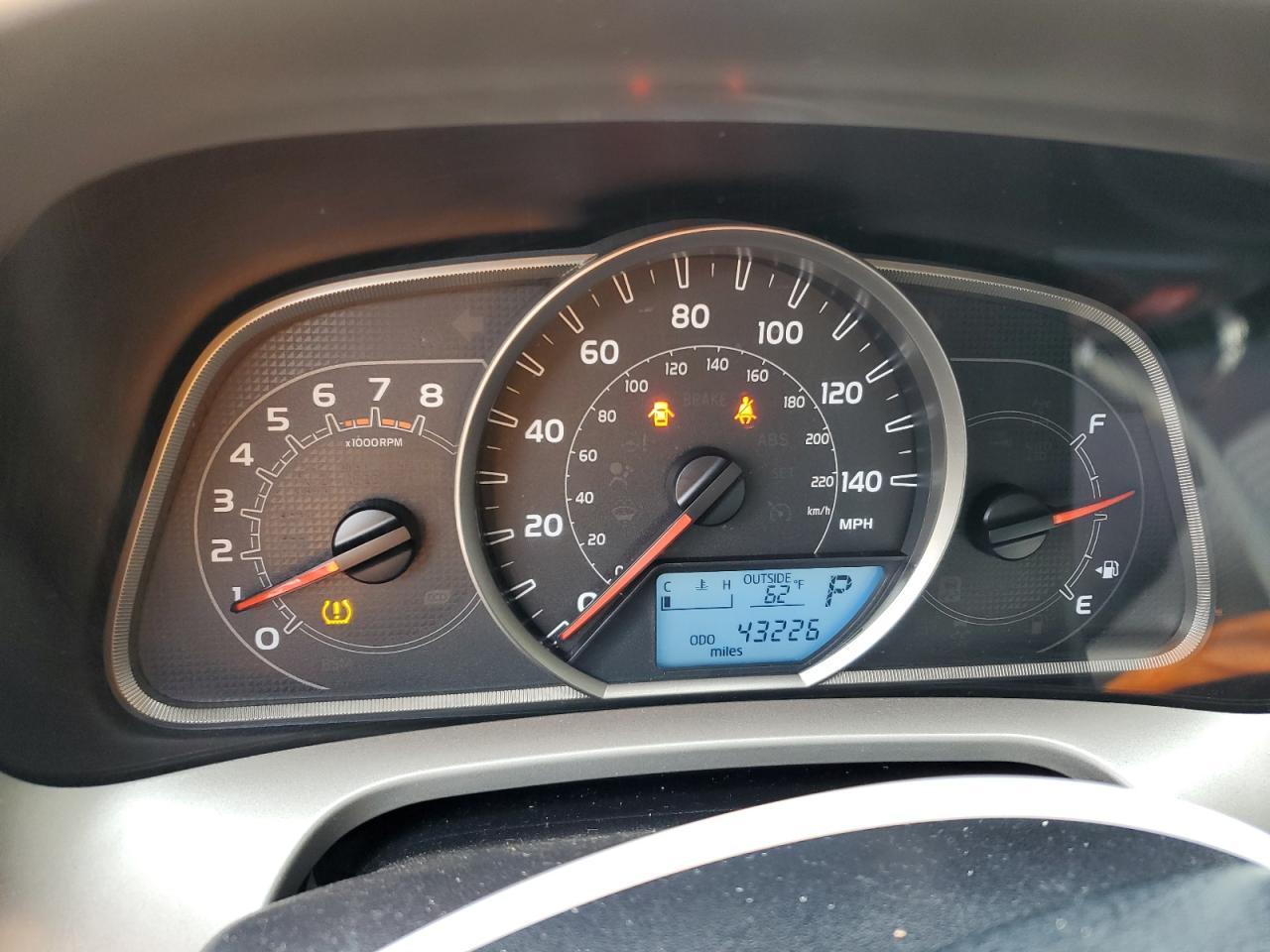 2014 TOYOTA RAV4