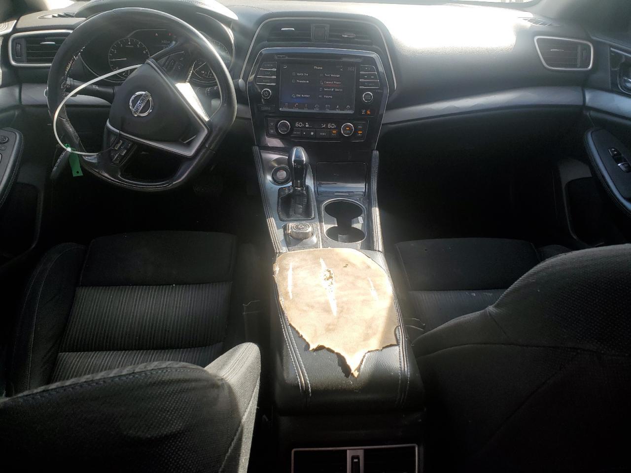 2017 NISSAN Maxima