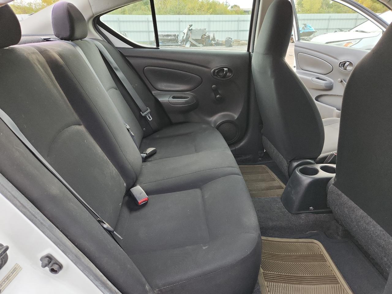 2012 NISSAN VERSA