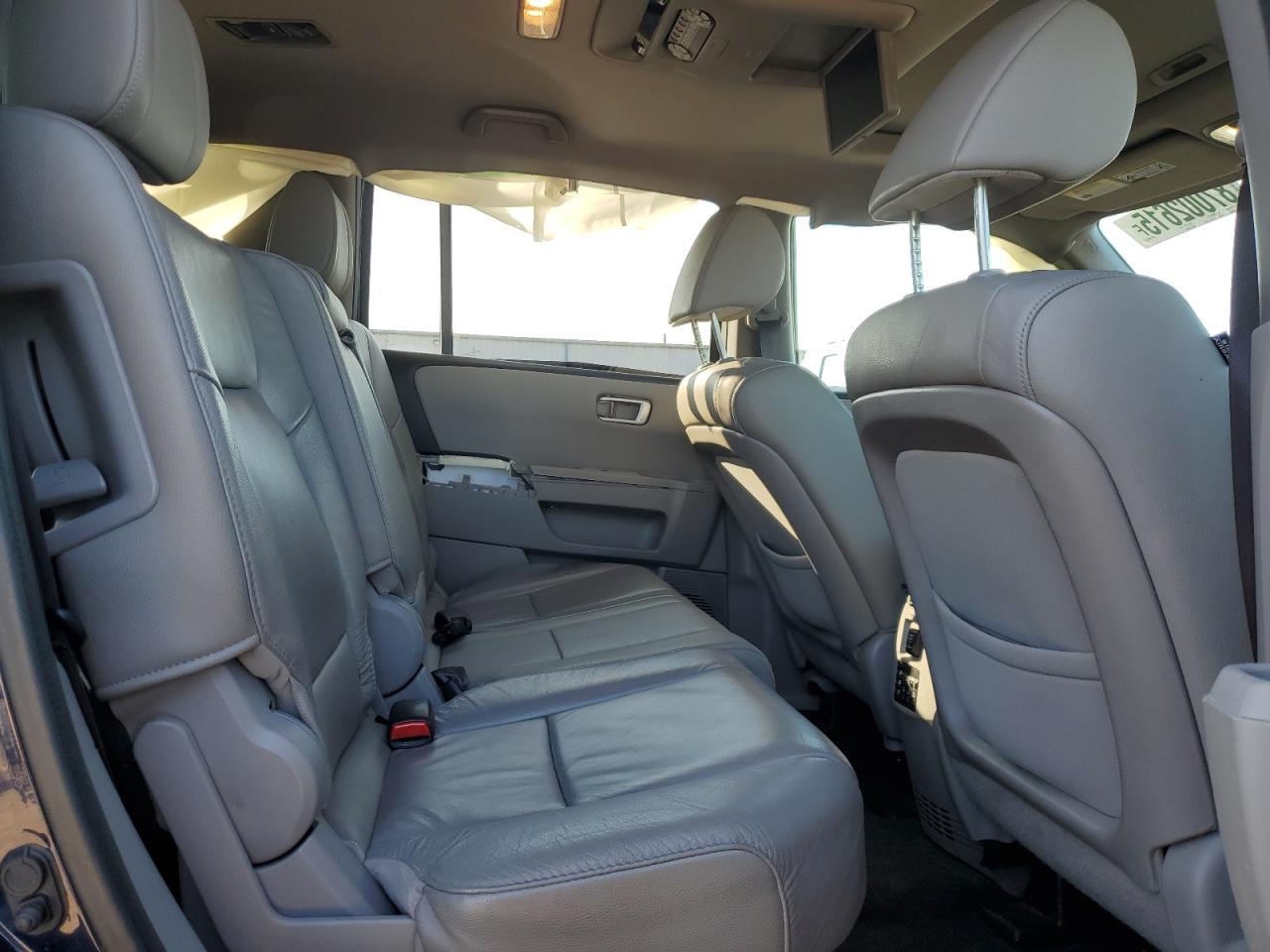 2015 HONDA PILOT