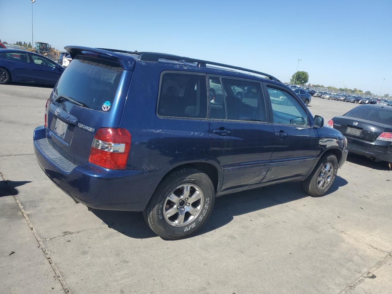 2005 TOYOTA HIGHLANDER