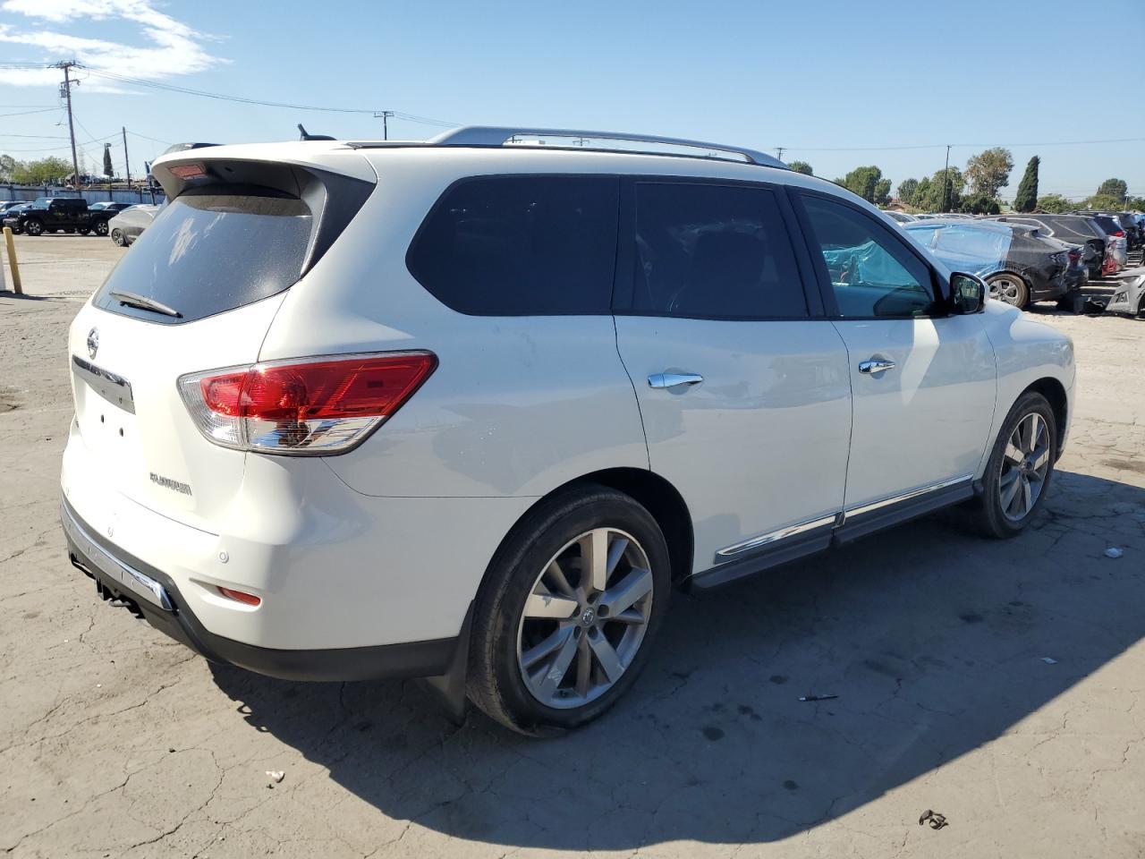 2014 NISSAN PATHFINDER