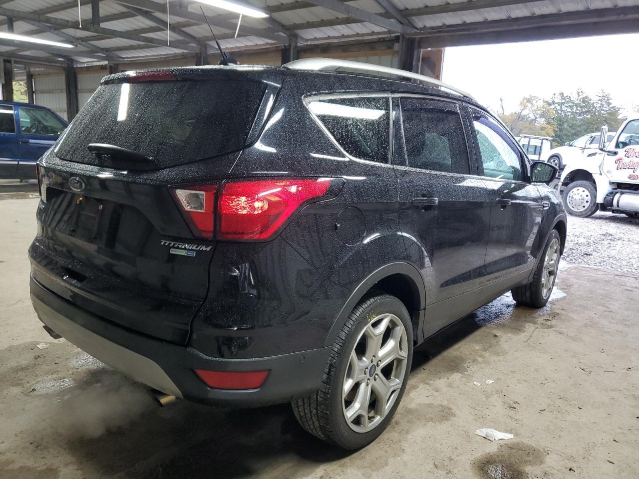 2019 FORD ESCAPE