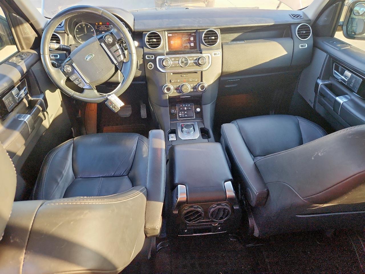 2016 LAND ROVER LR4