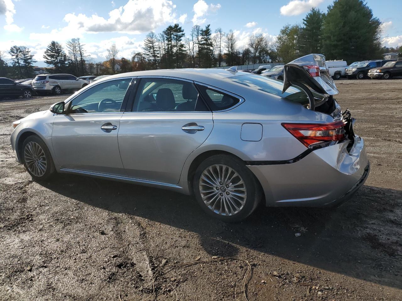 2016 TOYOTA Avalon