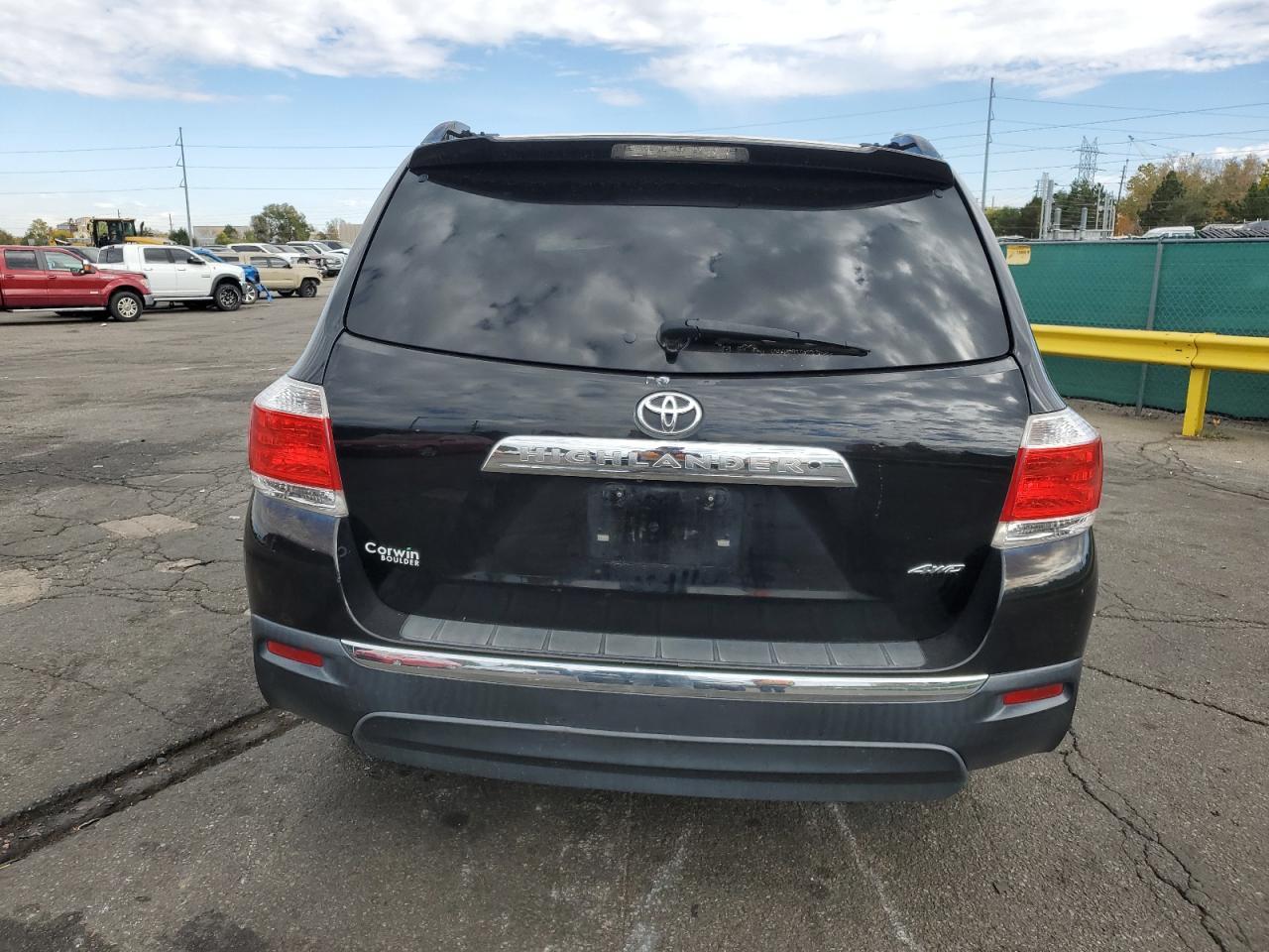 2013 TOYOTA HIGHLANDER