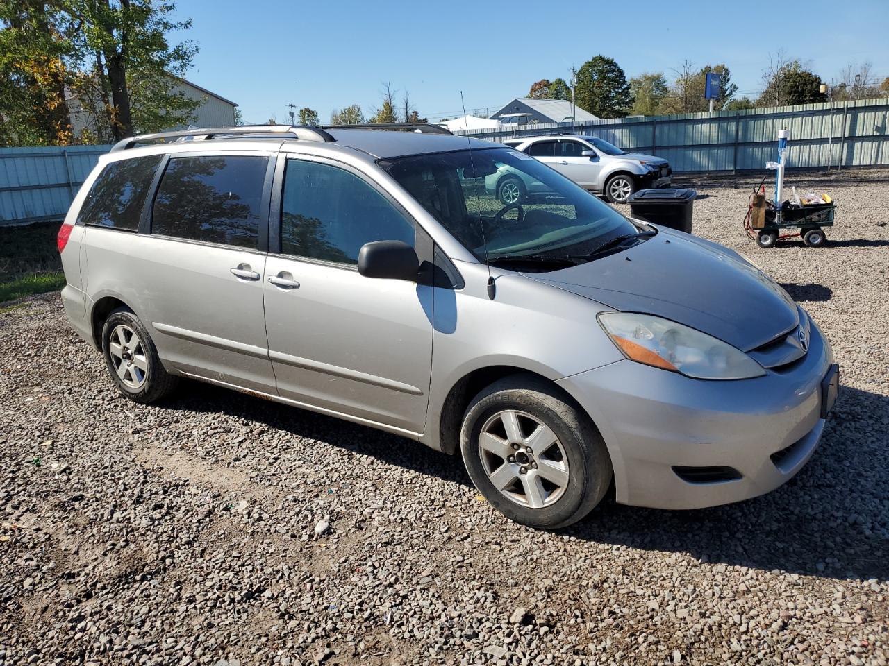 2009 TOYOTA SIENNA