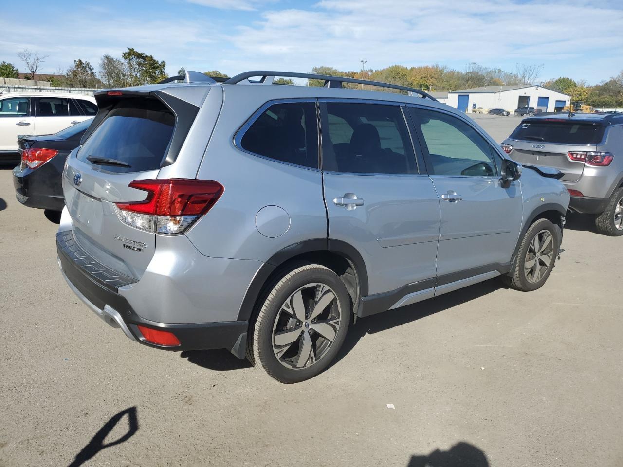 2021 SUBARU FORESTER