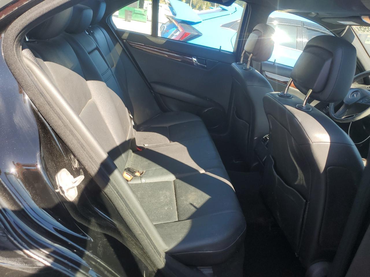 2011 MERCEDES-BENZ C-CLASS