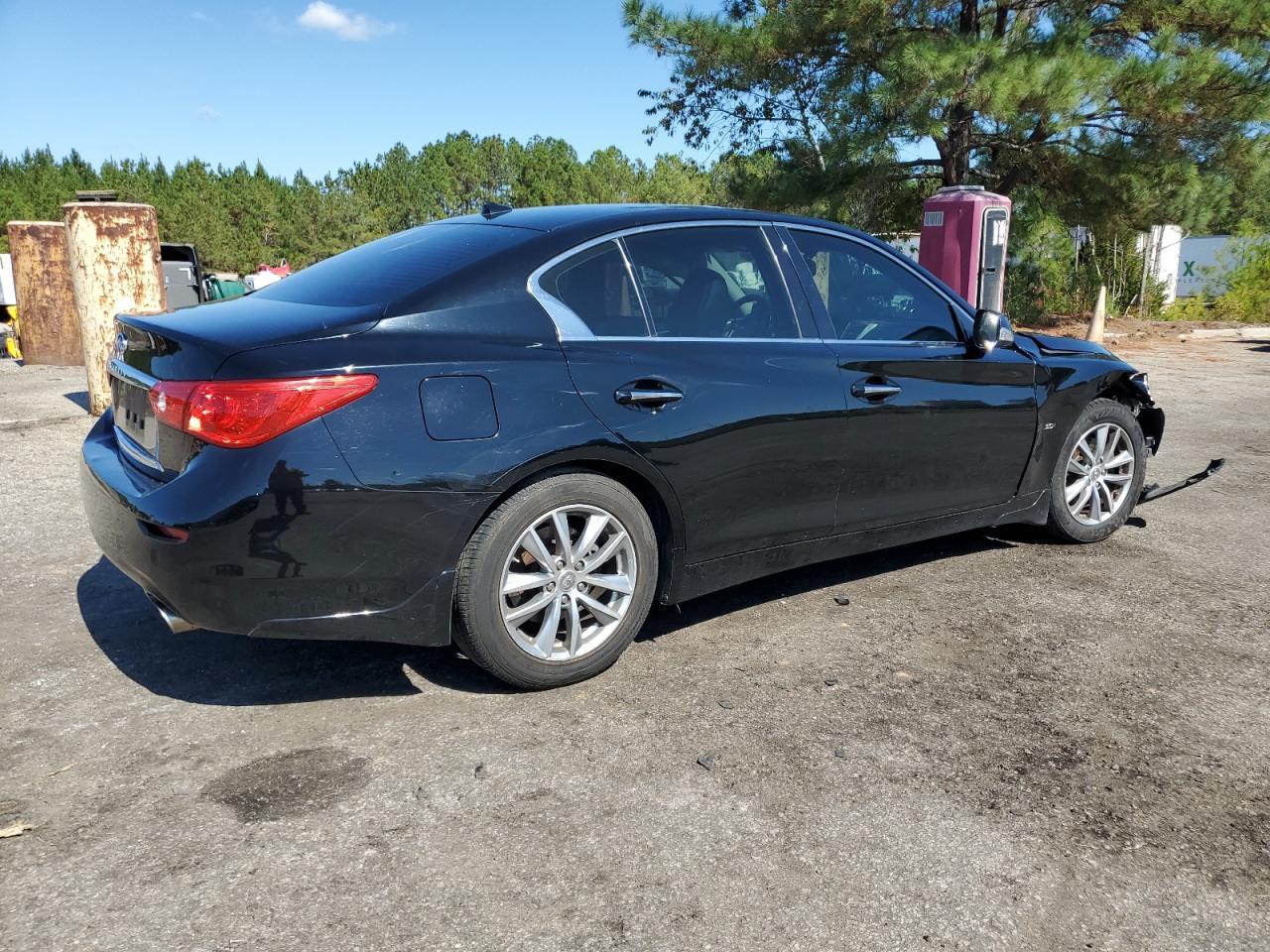 2017 INFINITI Q50