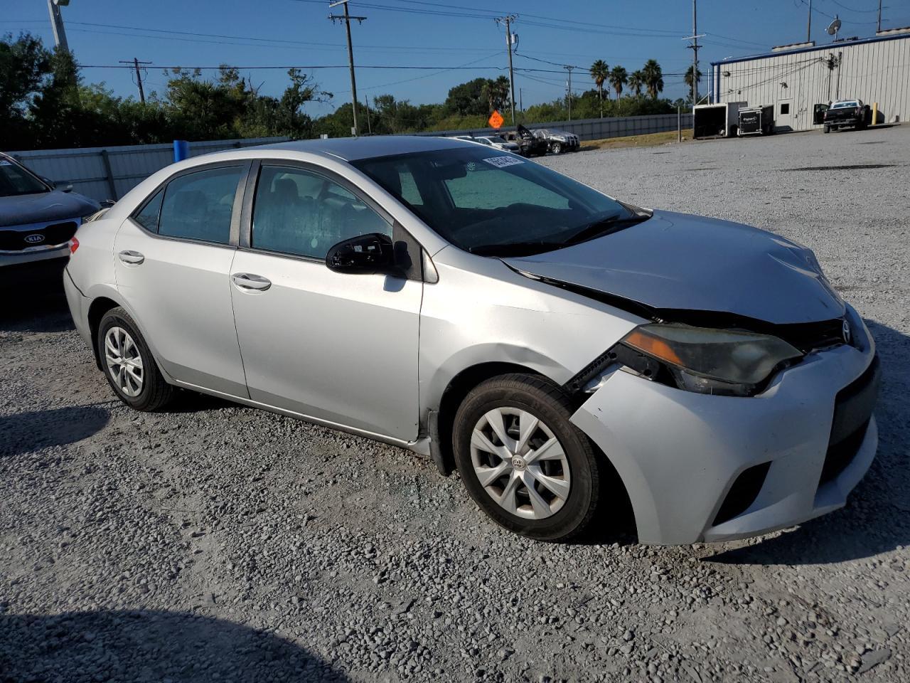 2016 TOYOTA COROLLA