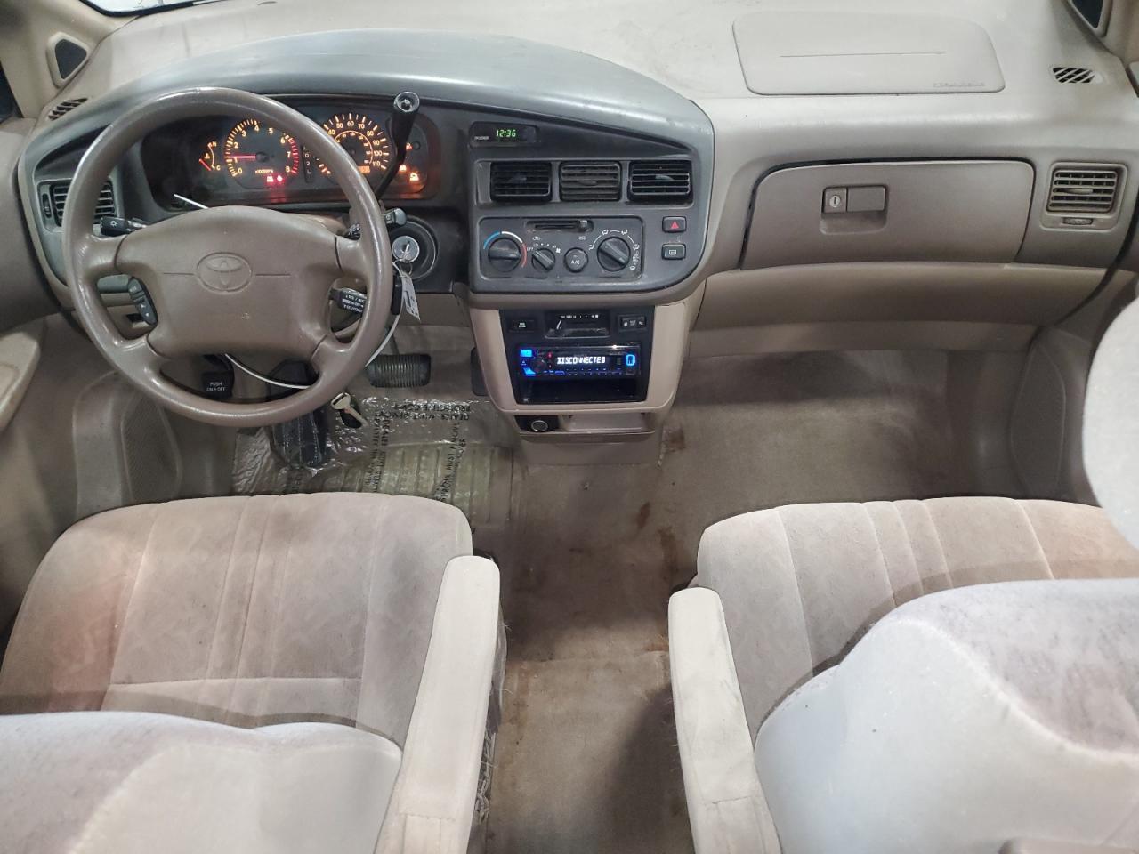 2000 TOYOTA SIENNA