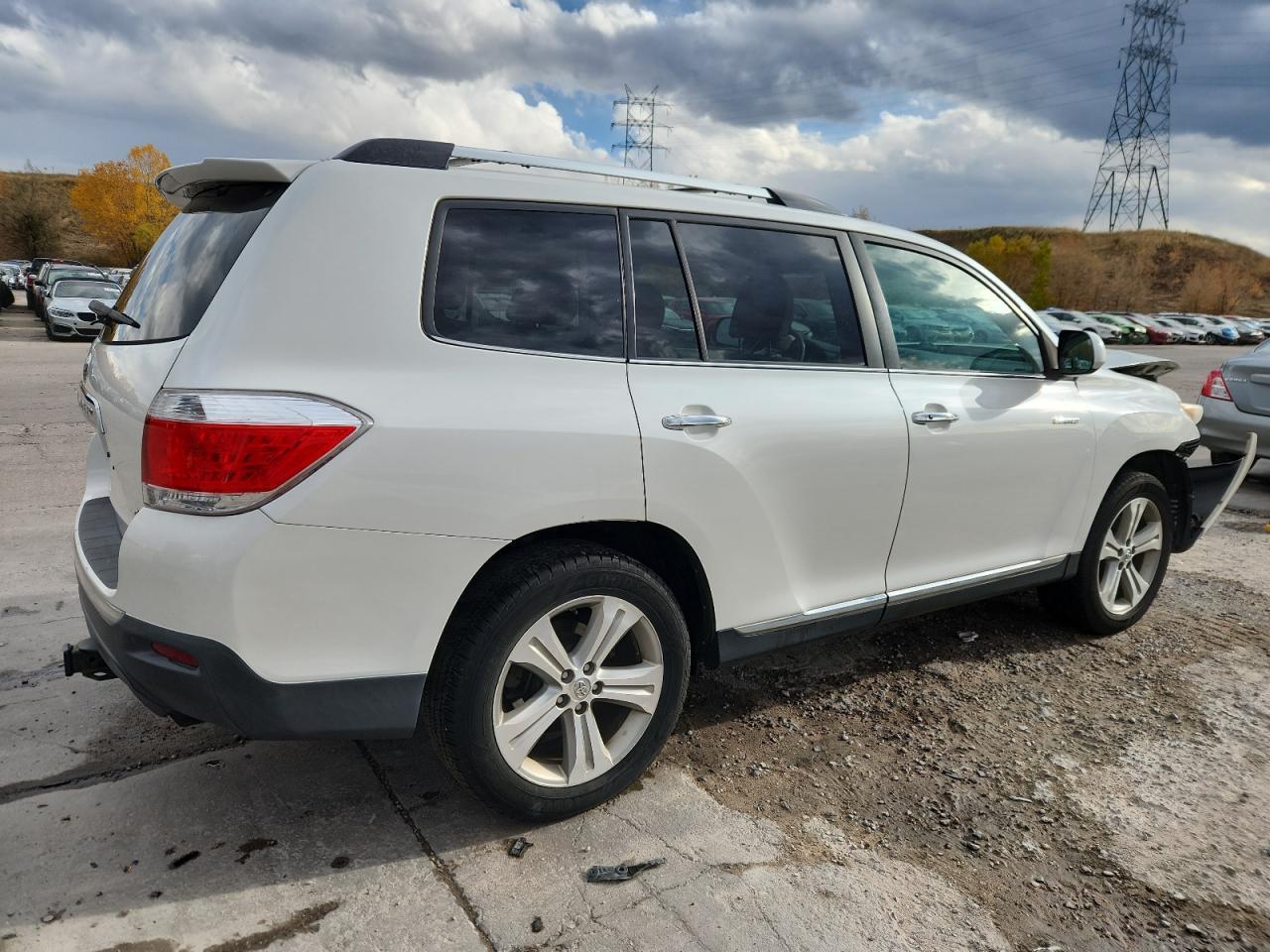 2013 TOYOTA HIGHLANDER
