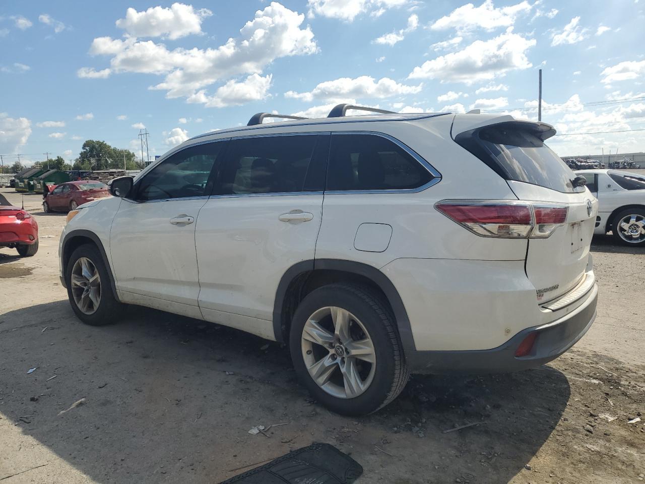 2016 TOYOTA HIGHLANDER