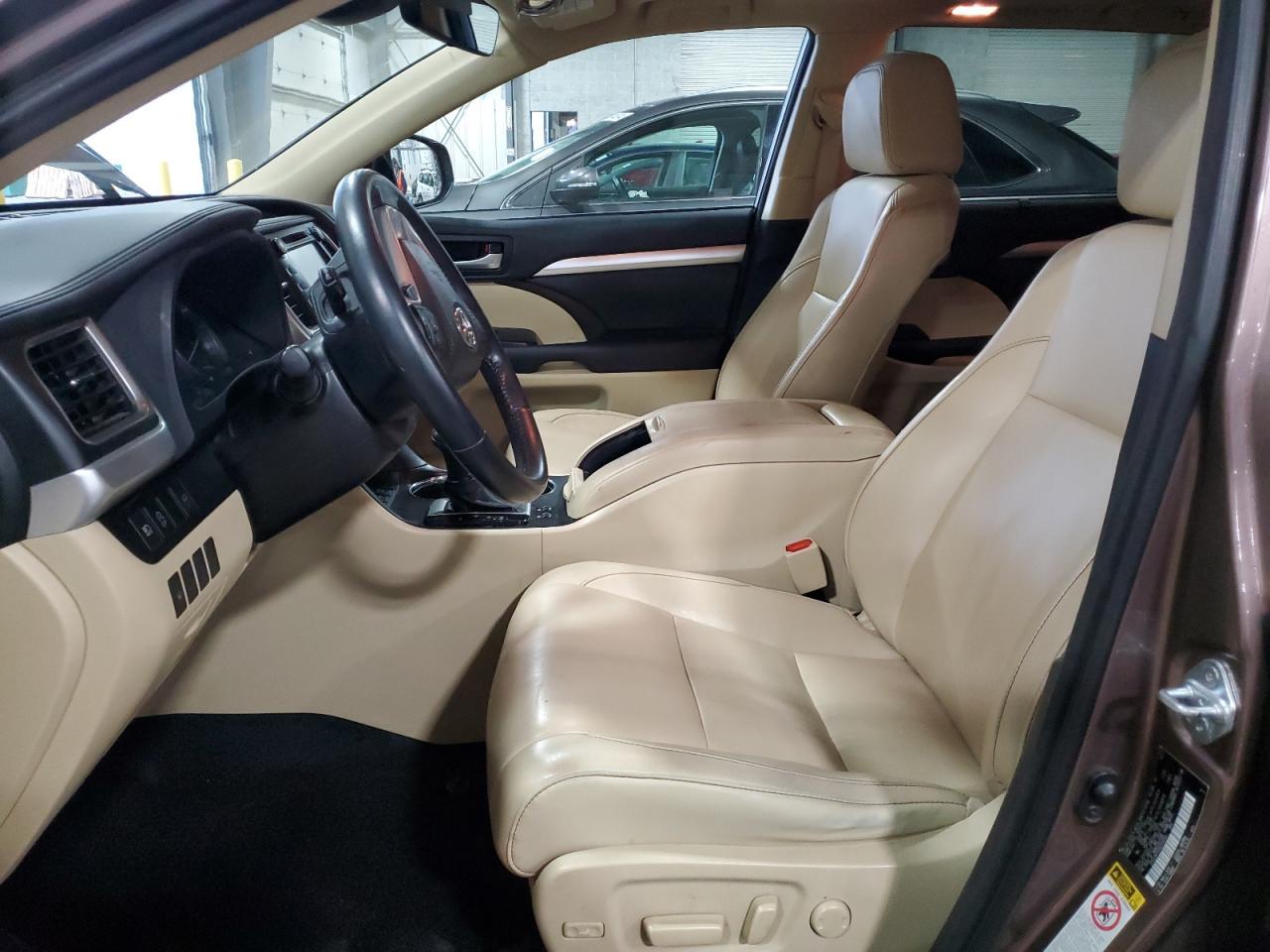 2017 TOYOTA HIGHLANDER
