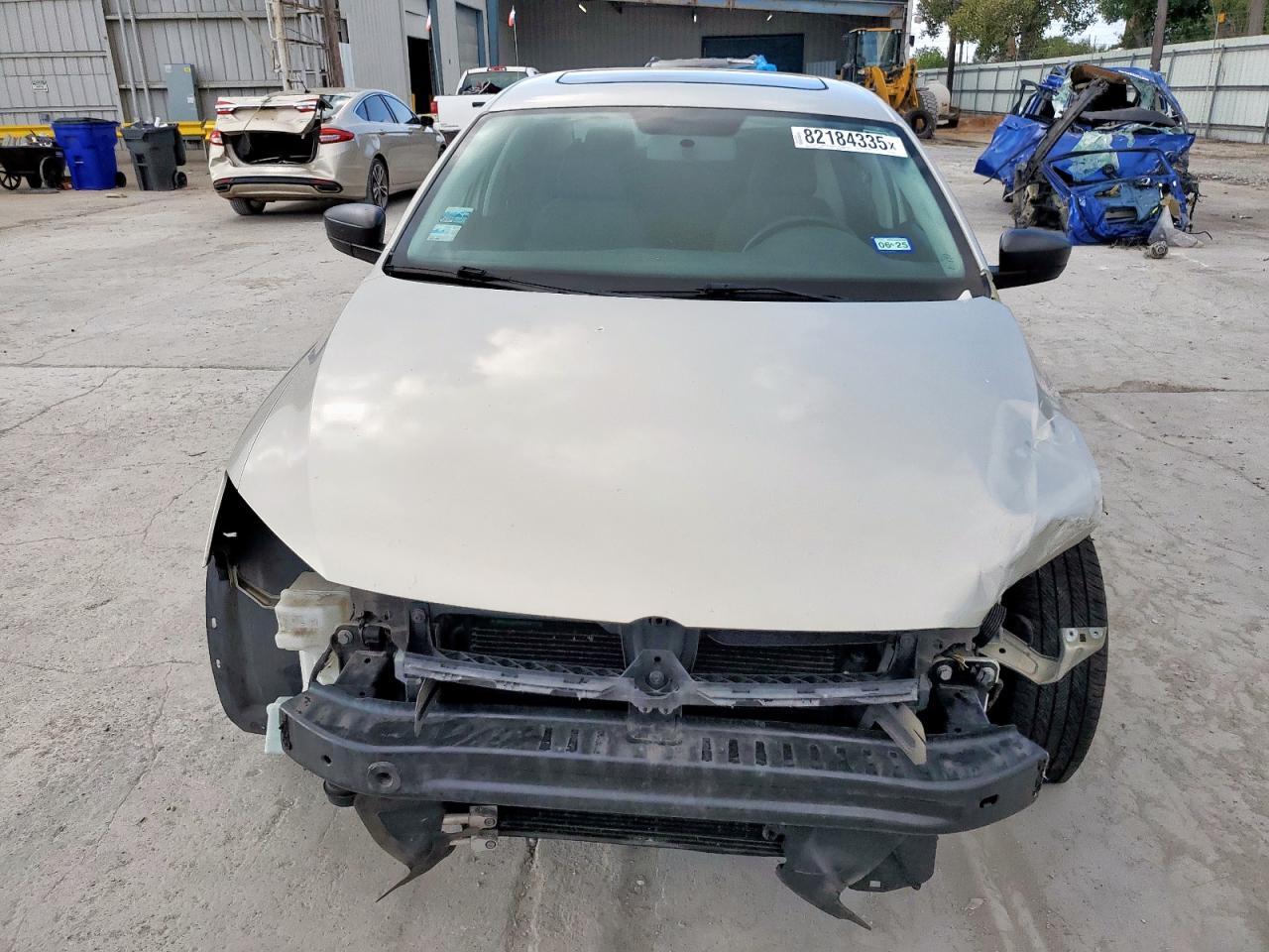 2012 VOLKSWAGEN JETTA