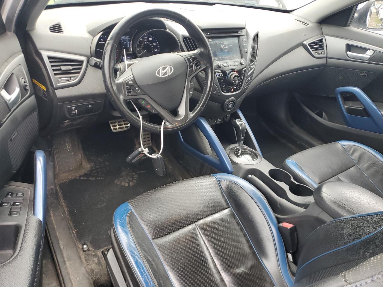 2013 HYUNDAI VELOSTER