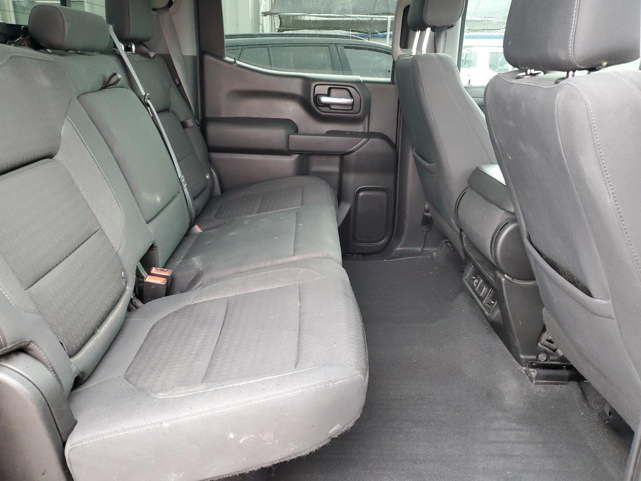2021 CHEVROLET Silverado