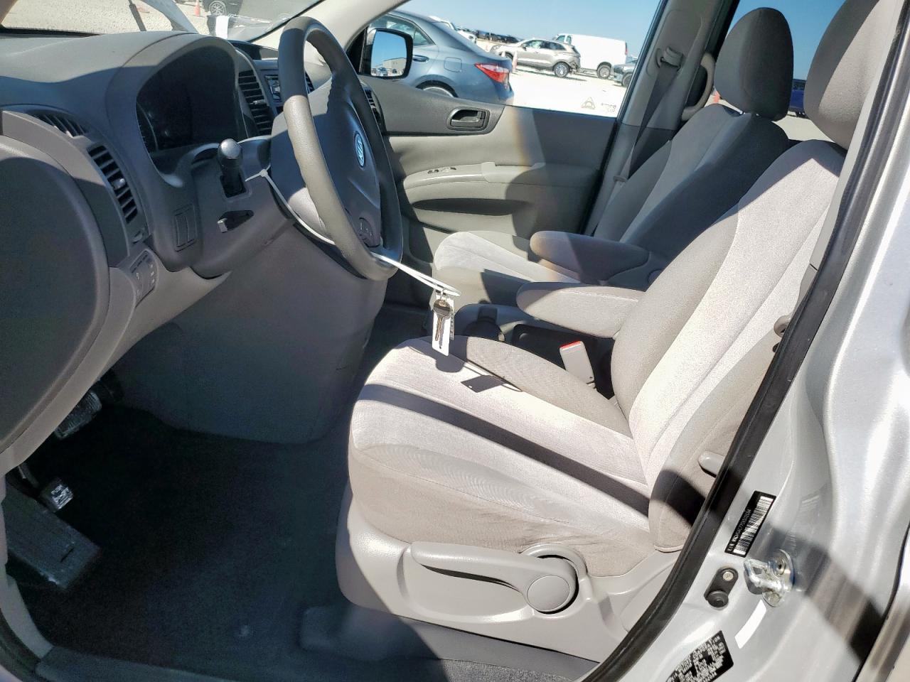 2012 KIA SEDONA