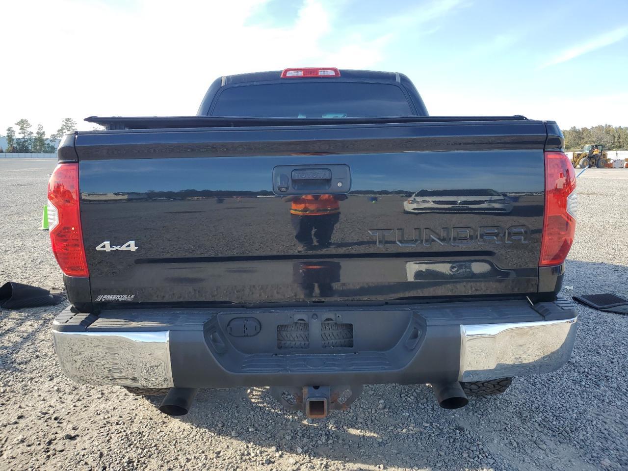 2014 TOYOTA TUNDRA