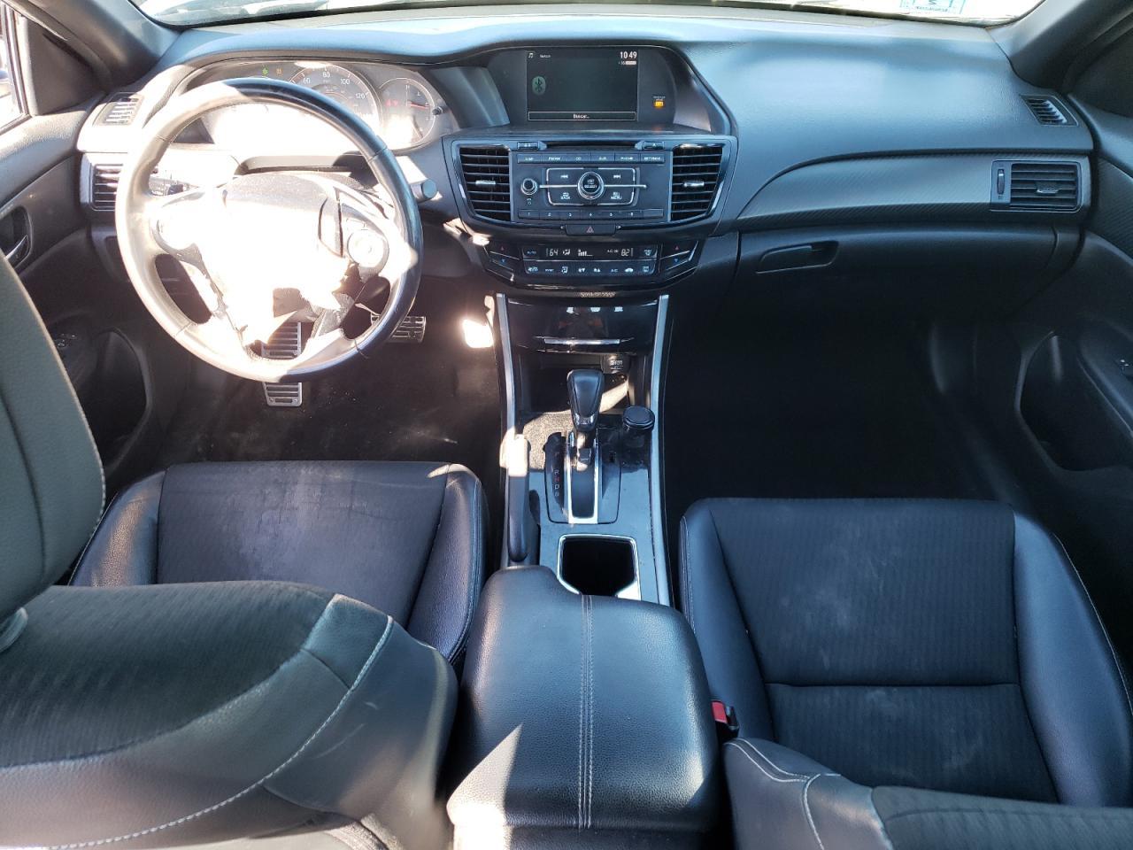 2017 HONDA ACCORD