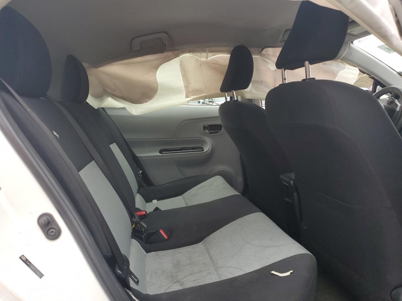 2012 TOYOTA Prius c