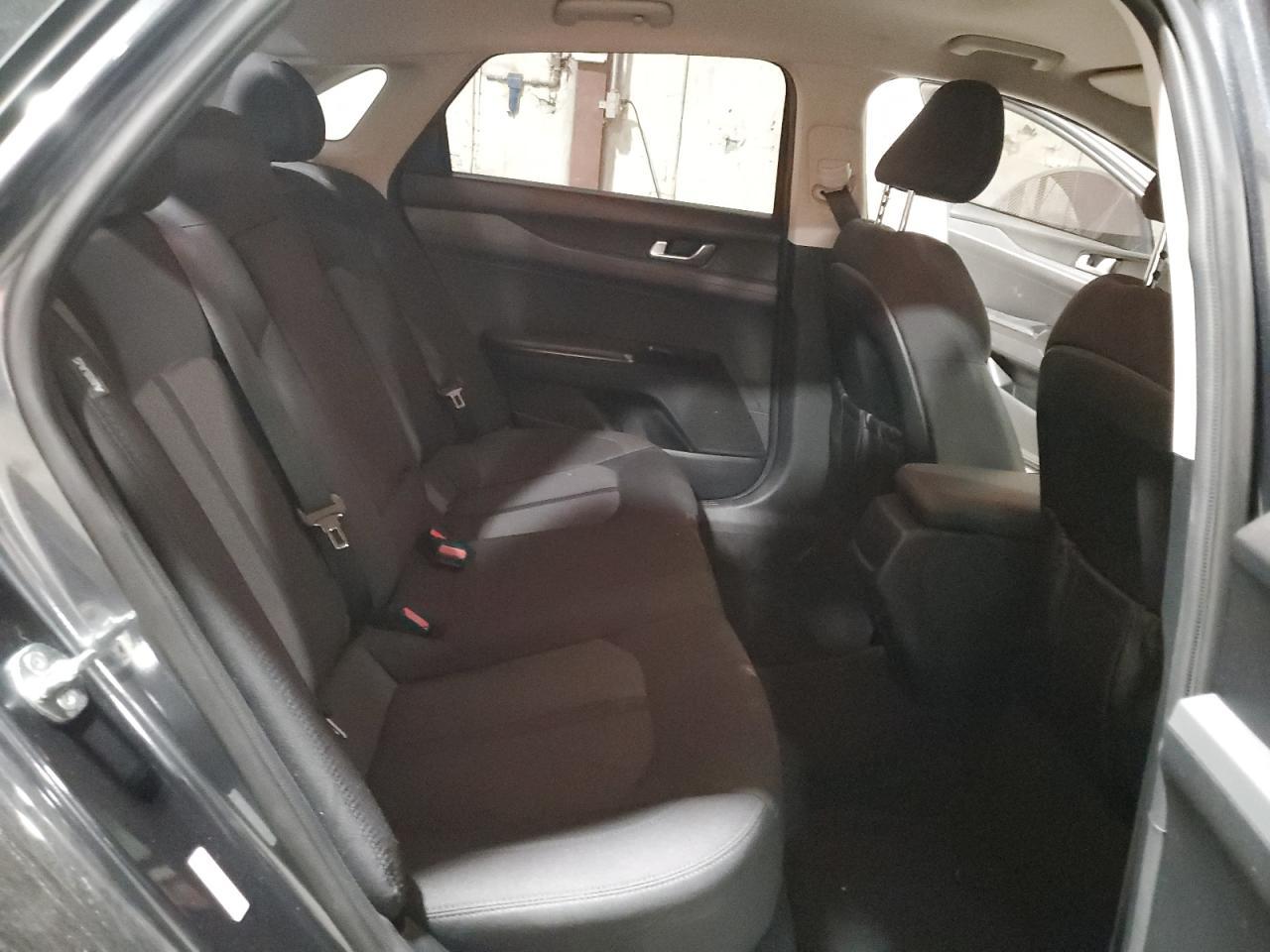 2023 KIA K5