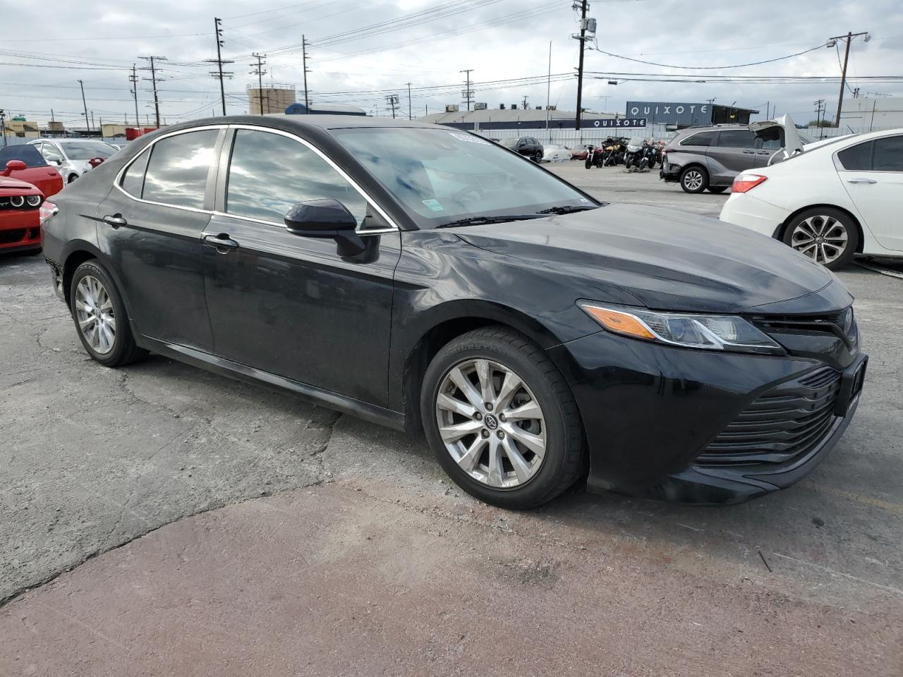 2019 TOYOTA CAMRY