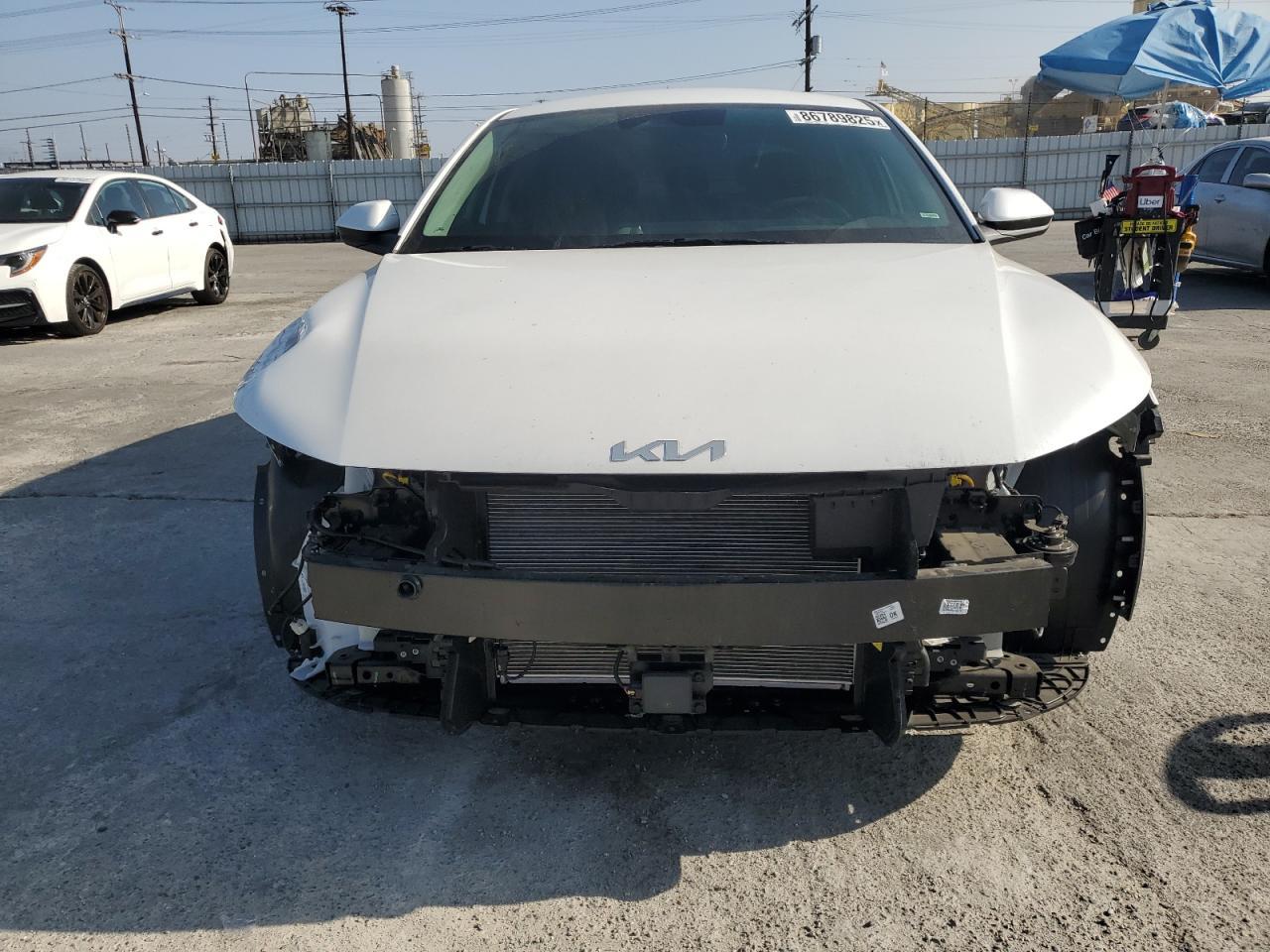 2025 KIA K4